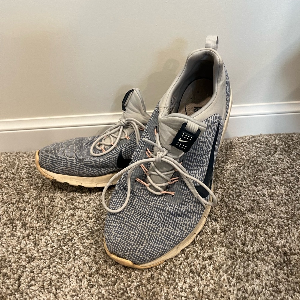 Nike Gray and Beige Women's Sneakers